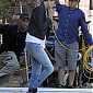 Nom du fichier=PausefilmingDarkPlaces27aout_32.jpg
Taille du fichier=639Ko
Dimensions : 1333x2000
Ajouté le : 28 Août 2013 PausefilmingDarkPlaces27aout_32.jpg