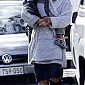 Nom du fichier=OnsetwithGerdaandJackson_07.jpg
Taille du fichier=237Ko
Dimensions : 634x1111
Ajouté le : 14 Octobre 2014 OnsetwithGerdaandJackson_07.jpg