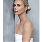 ELLE-UK-JUNE-2015-Cover-Charlize-Theron-09.jpg