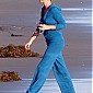 surlaplageavecdogsetmom_15.jpg