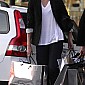Nom du fichier=OutShoppingInWestHollywood8nov_08.jpg
Taille du fichier=46Ko
Dimensions : 346x594
Ajouté le : 08 Novembre 2009 OutShoppingInWestHollywood8nov_08.jpg