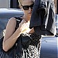 Nom du fichier=WestHollywoodshopping18dec_17.jpg
Taille du fichier=64Ko
Dimensions : 396x594
Ajouté le : 19 Décembre 2009 WestHollywoodshopping18dec_17.jpg