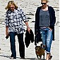 Nom du fichier=andhermomwalkdogsonbeachMalibu_02.JPG
Taille du fichier=231Ko
Dimensions : 731x865
Ajouté le : 14 Juin 2009 andhermomwalkdogsonbeachMalibu_02.JPG