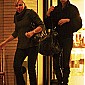 Nom du fichier=atBarneysNewYorkinBeverlyHillsDec26_09.jpg
Taille du fichier=505Ko
Dimensions : 1133x1700
Ajouté le : 27 Décembre 2009 atBarneysNewYorkinBeverlyHillsDec26_09.jpg