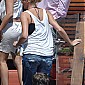 Nom du fichier=enjoyedthe4thJulyonthebeachinMalibu_08.jpg
Taille du fichier=305Ko
Dimensions : 1153x1600
Ajouté le : 05 Juillet 2009 enjoyedthe4thJulyonthebeachinMalibu_08.jpg