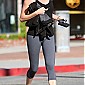 Nom du fichier=outingreyleggingsWestHollywoodFev10_02.jpg
Taille du fichier=382Ko
Dimensions : 1055x1800
Ajouté le : 13 Février 2010 outingreyleggingsWestHollywoodFev10_02.jpg