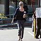 leavingStarbucksLA_08.jpg