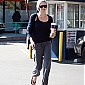 leavingStarbucksLA_11.jpg