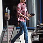 Nom du fichier=leavingLannyNailsinWestHollywood_06.jpg
Taille du fichier=190Ko
Dimensions : 800x1124
Ajouté le : 19 Février 2010 leavingLannyNailsinWestHollywood_06.jpg