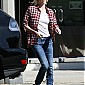 Nom du fichier=leavingLannyNailsinWestHollywood_13.jpg
Taille du fichier=187Ko
Dimensions : 800x1143
Ajouté le : 19 Février 2010 leavingLannyNailsinWestHollywood_13.jpg