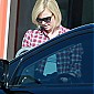 Nom du fichier=leavingLannyNailsinWestHollywood_20.jpg
Taille du fichier=121Ko
Dimensions : 800x1054
Ajouté le : 19 Février 2010 leavingLannyNailsinWestHollywood_20.jpg