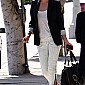 14avrilleavesanailsaloninbeverlyHills_01.jpg