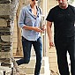 leavingaWestHollywoodGymMay18_01.jpg