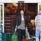 Nom du fichier=ShopsatBristolFarmsinBeverlyHills4juin_02.jpg
Taille du fichier=470Ko
Dimensions : 1200x1800
Ajouté le : 05 Juin 2010 ShopsatBristolFarmsinBeverlyHills4juin_02.jpg