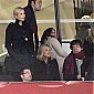 Nom du fichier=CharlizeGerdaMickJaggerWorldcup_07.jpg
Taille du fichier=82Ko
Dimensions : 594x422
Ajouté le : 14 Juillet 2010 CharlizeGerdaMickJaggerWorldcup_07.jpg