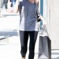 Nom du fichier=shoppinginWestHollywood_21.jpg
Taille du fichier=275Ko
Dimensions : 1088x1800
Ajouté le : 31 Juillet 2010 shoppinginWestHollywood_21.jpg