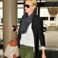 CharlizeTheron20101003atLAX_01.jpg
