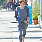 Nom du fichier=CTgoestoabeautysaloninLosAngeles_05.jpg
Taille du fichier=193Ko
Dimensions : 941x1333
Ajouté le : 02 Février 2012 CTgoestoabeautysaloninLosAngeles_05.jpg