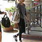 Nom du fichier=LeavingGymWH26fev12_01.jpg
Taille du fichier=524Ko
Dimensions : 1375x1800
Ajouté le : 28 Février 2012 LeavingGymWH26fev12_01.jpg