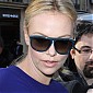 Nom du fichier=arrivingPrometheusParis11avril_11.jpg
Taille du fichier=456Ko
Dimensions : 1200x1800
Ajouté le : 11 Avril 2012 arrivingPrometheusParis11avril_11.jpg