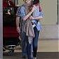 arrivesLAXwithJackson22mai_03.jpg
