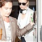 Nom du fichier=LAXAirporttoNY28mai12_17.jpg
Taille du fichier=399Ko
Dimensions : 1260x1800
Ajouté le : 29 Mai 2012 LAXAirporttoNY28mai12_17.jpg