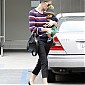 takeshersonJacksontoacheckupatthedoctorsoffice11juin_05.jpg