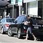Nom du fichier=CharlizeTheronMomOutTogether_08.jpg
Taille du fichier=189Ko
Dimensions : 1000x666
Ajouté le : 16 Juin 2012 CharlizeTheronMomOutTogether_08.jpg