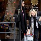 Nom du fichier=shoppinginWestHollywoodwithhermother_11.jpeg
Taille du fichier=443Ko
Dimensions : 1267x1900
Ajouté le : 31 Décembre 2012 shoppinginWestHollywoodwithhermother_11.jpeg