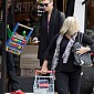 Nom du fichier=shoppinginWestHollywoodwithhermother_14.jpeg
Taille du fichier=470Ko
Dimensions : 1267x1900
Ajouté le : 31 Décembre 2012 shoppinginWestHollywoodwithhermother_14.jpeg