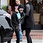 Nom du fichier=shoppinginWestHollywoodwithhermother_24.jpeg
Taille du fichier=474Ko
Dimensions : 1267x1900
Ajouté le : 31 Décembre 2012 shoppinginWestHollywoodwithhermother_24.jpeg