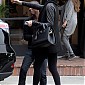 Nom du fichier=shoppinginWestHollywoodwithhermother_26.jpeg
Taille du fichier=470Ko
Dimensions : 1267x1900
Ajouté le : 31 Décembre 2012 shoppinginWestHollywoodwithhermother_26.jpeg