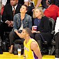Nom du fichier=watchLakersVSOKCGame11janv_12.jpg
Taille du fichier=182Ko
Dimensions : 1024x768
Ajouté le : 12 Janvier 2013 watchLakersVSOKCGame11janv_12.jpg
