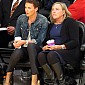 Nom du fichier=watchLakersVSOKCGame11janv_16.jpg
Taille du fichier=151Ko
Dimensions : 768x1024
Ajouté le : 12 Janvier 2013 watchLakersVSOKCGame11janv_16.jpg