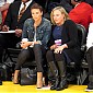 Nom du fichier=watchLakersVSOKCGame11janv_19.jpg
Taille du fichier=171Ko
Dimensions : 1024x768
Ajouté le : 12 Janvier 2013 watchLakersVSOKCGame11janv_19.jpg