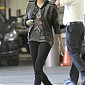 CTLeavesLunchWestHollywood31janv_01.jpg