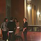 Nom du fichier=afterdiningwithfriendsinHollywood_17.jpg
Taille du fichier=372Ko
Dimensions : 1318x1800
Ajouté le : 08 Février 2013 afterdiningwithfriendsinHollywood_17.jpg