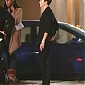 Nom du fichier=afterdiningwithfriendsinHollywood_25.jpg
Taille du fichier=461Ko
Dimensions : 1412x1800
Ajouté le : 08 Février 2013 afterdiningwithfriendsinHollywood_25.jpg