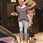 Nom du fichier=shoppingwithmumandsoninBeverlyHills_08.jpg
Taille du fichier=298Ko
Dimensions : 1023x1534
Ajouté le : 17 Février 2013 shoppingwithmumandsoninBeverlyHills_08.jpg
