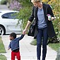 Nom du fichier=takeshersonJacksontoaplaydateinHollywood_01.jpg
Taille du fichier=139Ko
Dimensions : 791x1024
Ajouté le : 23 Février 2013 takeshersonJacksontoaplaydateinHollywood_01.jpg