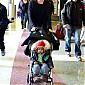Nom du fichier=CharlizeandhersonJacksonarrivedinBoston_04.jpg
Taille du fichier=216Ko
Dimensions : 691x1000
Ajouté le : 17 Mars 2013 CharlizeandhersonJacksonarrivedinBoston_04.jpg