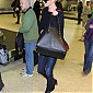 Nom du fichier=CharlizeandhersonJacksonarrivedinBoston_15.jpg
Taille du fichier=187Ko
Dimensions : 719x1000
Ajouté le : 17 Mars 2013 CharlizeandhersonJacksonarrivedinBoston_15.jpg