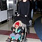 Nom du fichier=CharlizeandhersonJacksonarrivedinBoston_18.jpg
Taille du fichier=196Ko
Dimensions : 689x1024
Ajouté le : 17 Mars 2013 CharlizeandhersonJacksonarrivedinBoston_18.jpg