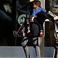 Nom du fichier=leavinganofficebuildingwithhersonJackson_03.jpg
Taille du fichier=143Ko
Dimensions : 697x1000
Ajouté le : 25 Mars 2013 leavinganofficebuildingwithhersonJackson_03.jpg