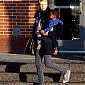 Nom du fichier=leavinganofficebuildingwithhersonJackson_10.jpg
Taille du fichier=239Ko
Dimensions : 790x1000
Ajouté le : 25 Mars 2013 leavinganofficebuildingwithhersonJackson_10.jpg