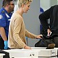 Nom du fichier=LeavesLAairportLAX17avril_10.jpg
Taille du fichier=115Ko
Dimensions : 806x1024
Ajouté le : 19 Avril 2013 LeavesLAairportLAX17avril_10.jpg