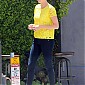 Nom du fichier=OutAndAboutInWestHollywood14mai_13.jpg
Taille du fichier=149Ko
Dimensions : 701x1024
Ajouté le : 15 Mai 2013 OutAndAboutInWestHollywood14mai_13.jpg