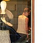 Nom du fichier=shoppinginRomeItalyAugust4_11.jpg
Taille du fichier=342Ko
Dimensions : 2000x1333
Ajouté le : 05 Août 2013 shoppinginRomeItalyAugust4_11.jpg