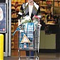 Nom du fichier=CTdoesshoppingforweekendatherlocalWholeFoods_03.jpg
Taille du fichier=471Ko
Dimensions : 1407x1900
Ajouté le : 22 Septembre 2013 CTdoesshoppingforweekendatherlocalWholeFoods_03.jpg