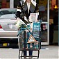 Nom du fichier=CTdoesshoppingforweekendatherlocalWholeFoods_11.jpg
Taille du fichier=456Ko
Dimensions : 1321x1950
Ajouté le : 22 Septembre 2013 CTdoesshoppingforweekendatherlocalWholeFoods_11.jpg